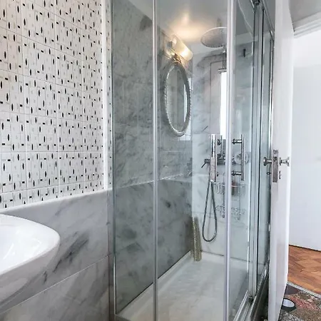 Apartment Vintage 2 *